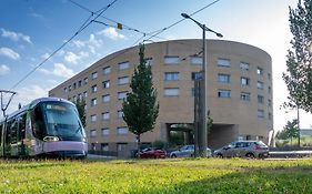 Néméa Appart-Hôtel Elypséo